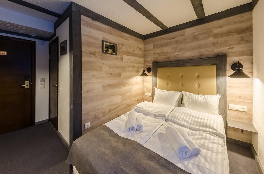 Chalet Crepdechine Hotel Bukovel Eksteriør bilde